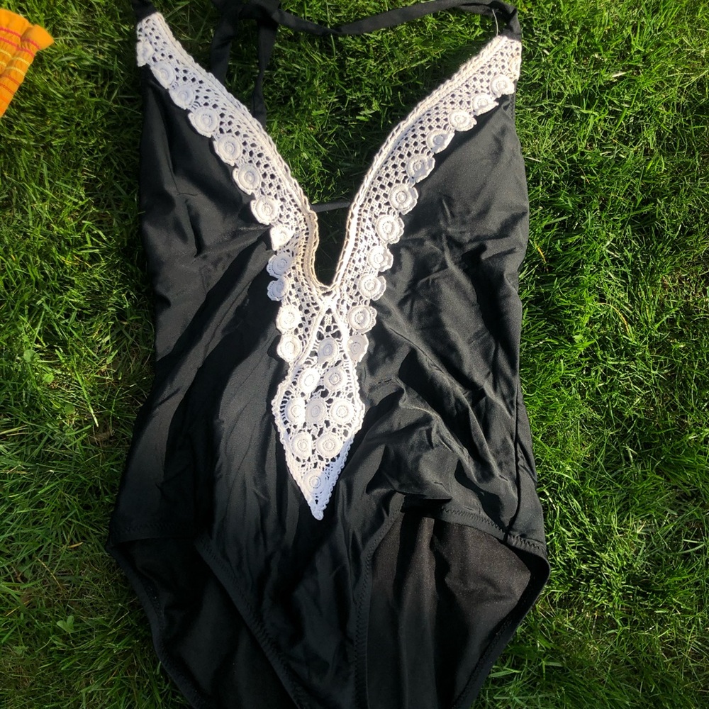 Bathing suit